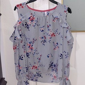 Xhilaration Top Cold Shoulder Long Sleeve